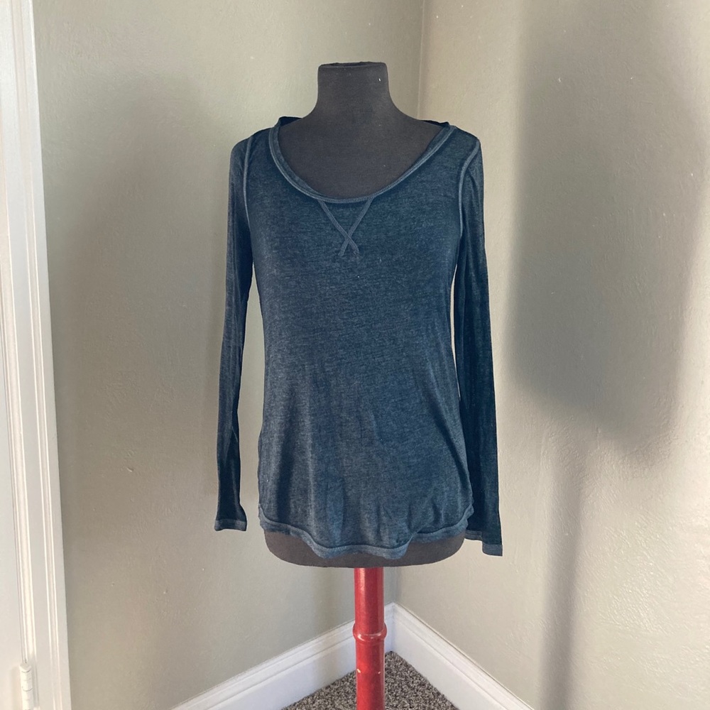 Long sleeve Mudd top